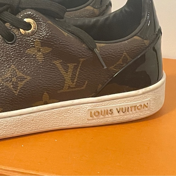 LOUIS VUITTON FRONTROW SNEAKERS - Picture 3 of 3